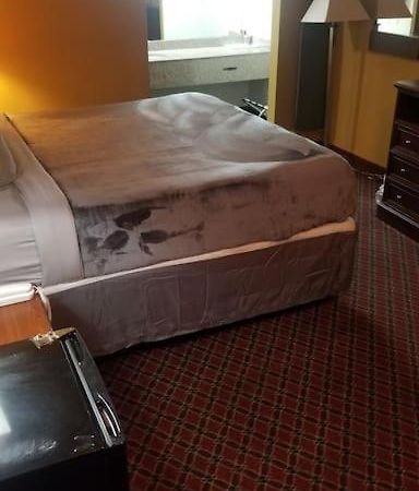 Hotel King Bed Room 236 Booking Stillwater Dış mekan fotoğraf